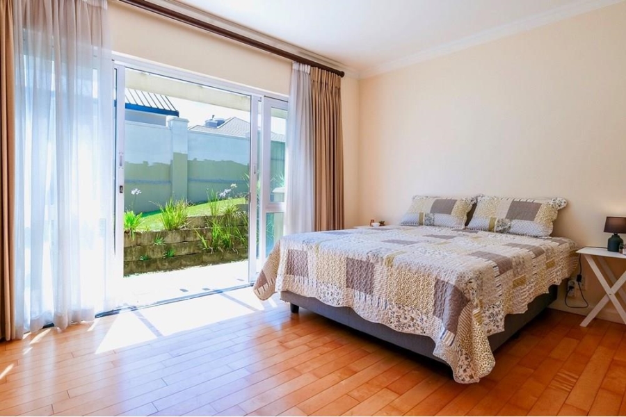 5 Bedroom Property for Sale in Kingswood Golf Estate Western Cape